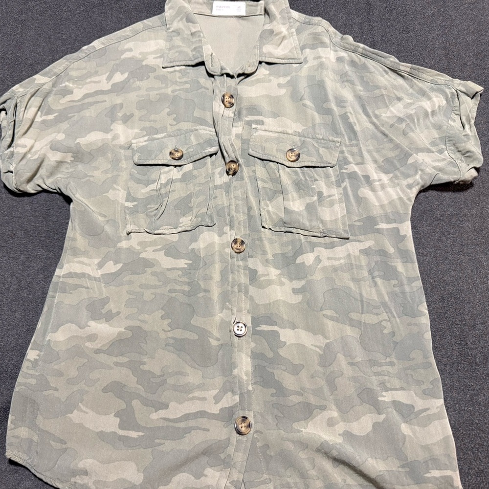 Maurices Olive Green Relaxed Fit Shirt